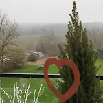 Daire Avec Vue 4 Personnes Ardennes - Proche De Durbuy - La Roche - 2 Terrasses Privatives Et Jardin - Parking Gratuit 2 Voitures *