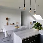 아파트 Avec Vue 4 Personnes Ardennes - Proche De Durbuy - La Roche - 2 Terrasses Privatives Et Jardin - Parking Gratuit 2 Voitures *