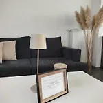 Avec Vue 4 Personnes Ardennes - Proche De Durbuy - La Roche - 2 Terrasses Privatives Et Jardin - Parking Gratuit 2 Voitures *