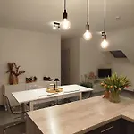 Avec Vue 4 Personnes Ardennes - Proche De Durbuy - La Roche - 2 Terrasses Privatives Et Jardin - Parking Gratuit 2 Voitures