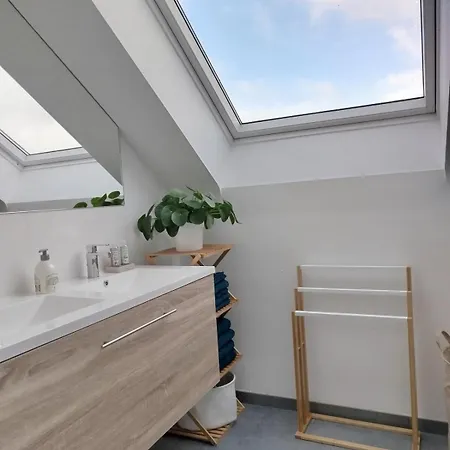 4 Personnes Et 1 Bebe Avec Vue Proche De Durbuy - La Roche - 2 Terrasses Et Jardin - Parking Gratuit 2 Voitures דירה *