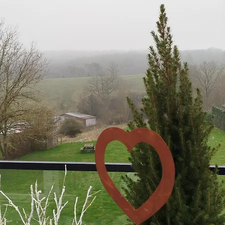 דירה 4 Personnes Et 1 Bebe Avec Vue Proche De Durbuy - La Roche - 2 Terrasses Et Jardin - Parking Gratuit 2 Voitures *