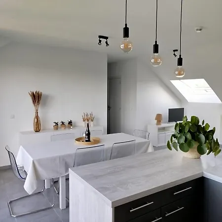 דירה 4 Personnes Et 1 Bebe Avec Vue Proche De Durbuy - La Roche - 2 Terrasses Et Jardin - Parking Gratuit 2 Voitures *