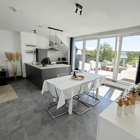 דירה 4 Personnes Et 1 Bebe Avec Vue Proche De Durbuy - La Roche - 2 Terrasses Et Jardin - Parking Gratuit 2 Voitures *