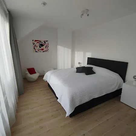 Avec Vue 4 Personnes Ardennes - Proche De Durbuy - La Roche - 2 Terrasses Privatives Et Jardin - Parking Gratuit 2 Voitures * Noiseux