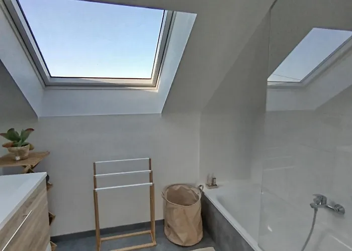 Avec Vue 4 Personnes Ardennes - Proche De Durbuy - La Roche - 2 Terrasses Privatives Et Jardin - Parking Gratuit 2 Voitures * Noiseux