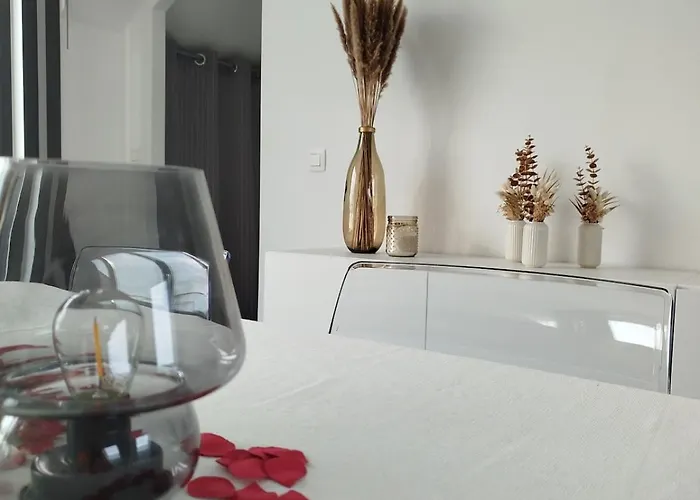 Avec Vue 4 Personnes Ardennes - Proche De Durbuy - La Roche - 2 Terrasses Privatives Et Jardin - Parking Gratuit 2 Voitures Apartment *